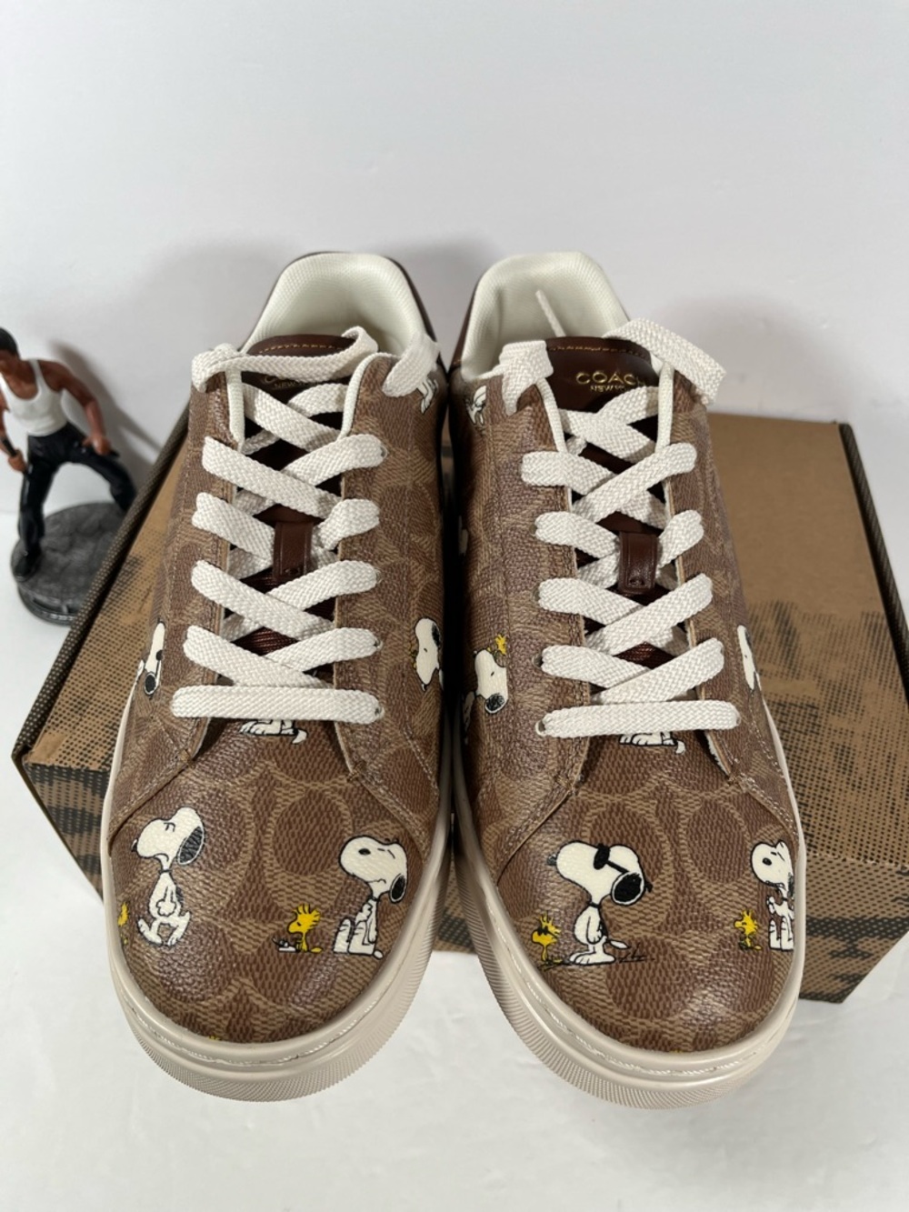 NIB Coach X Peanuts men’s Sneaker Signature Canvas size 11D - Picture 2 of 7